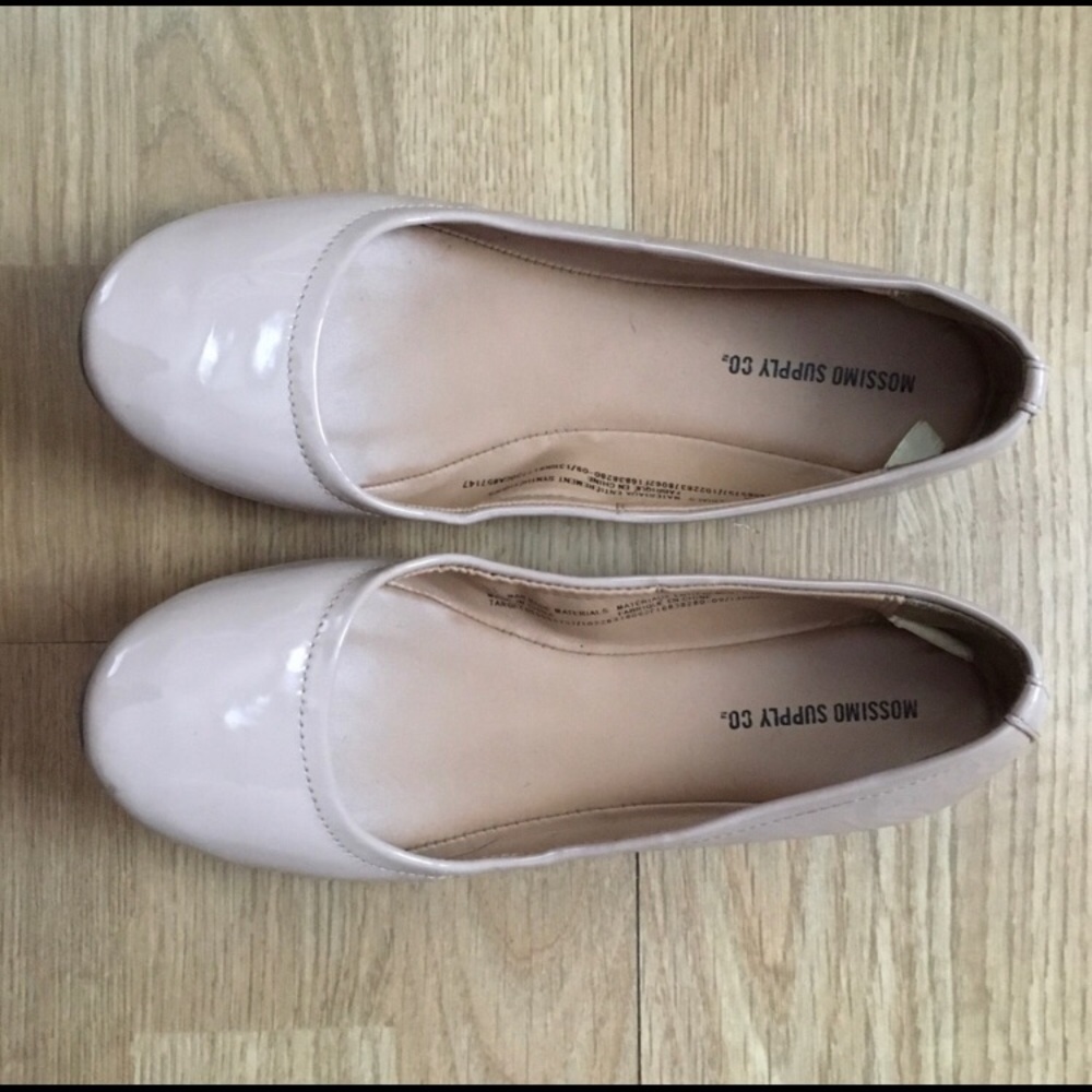 Nude Massimo ballet flats